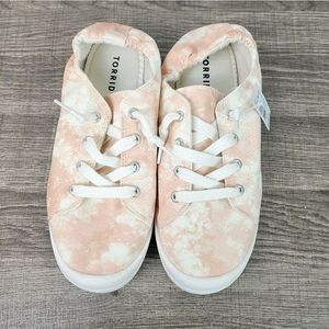 TORRID RILEY PINK BLUSH TIE-DYE SNEAKERS